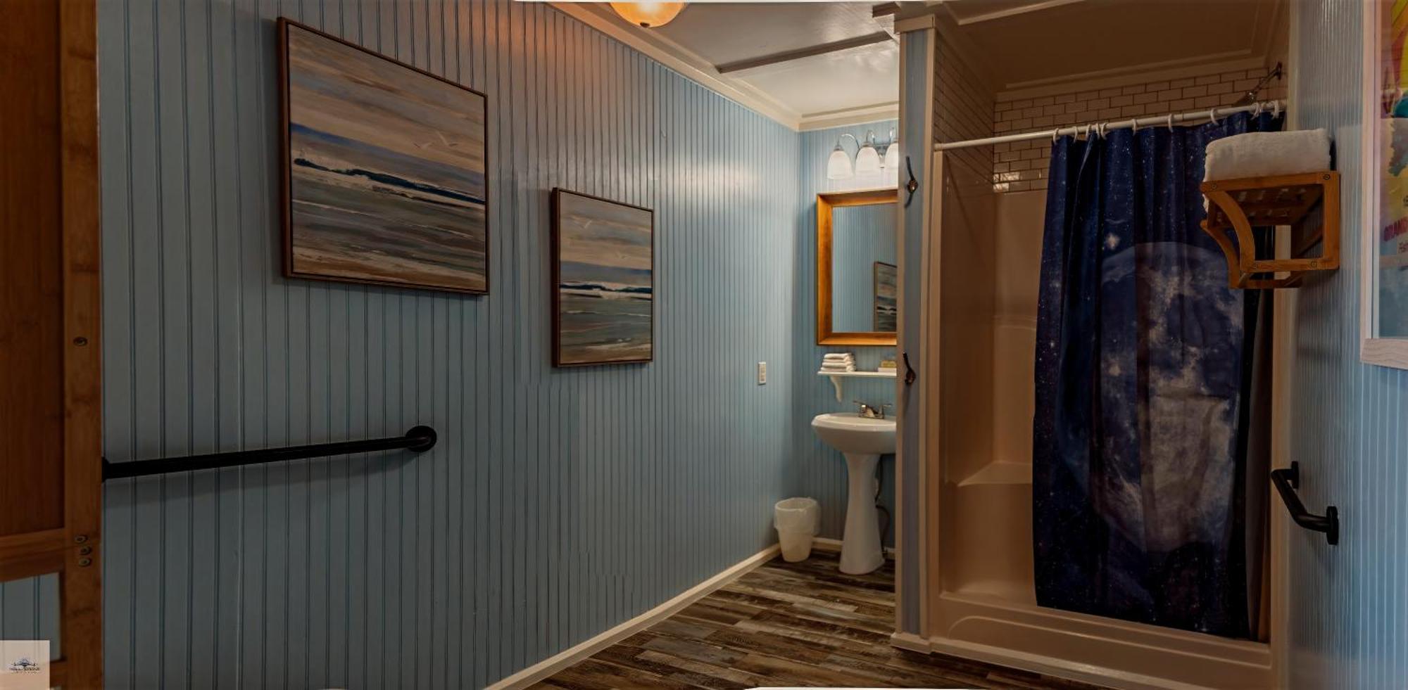Blue Dolphin Inn And Cottages Grand Isle Luaran gambar