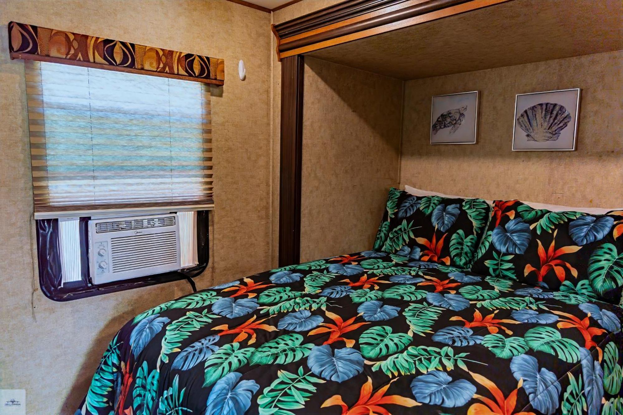 Blue Dolphin Inn And Cottages Grand Isle Luaran gambar