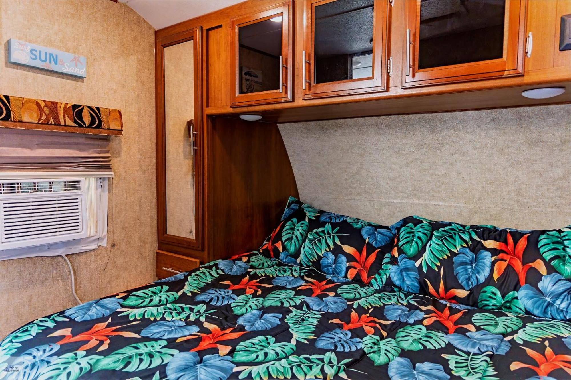 Blue Dolphin Inn And Cottages Grand Isle Luaran gambar