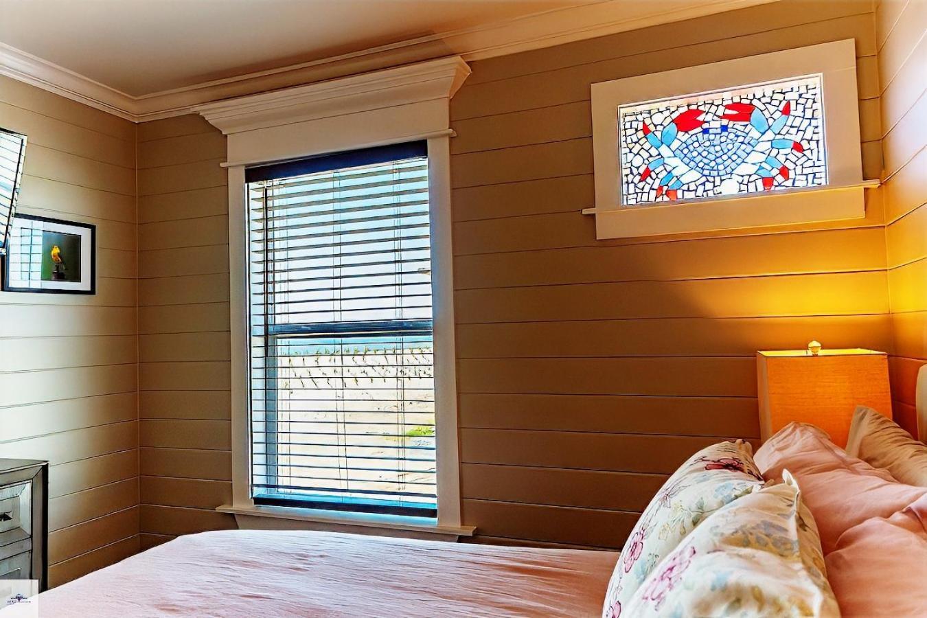 Blue Dolphin Inn And Cottages Grand Isle Luaran gambar