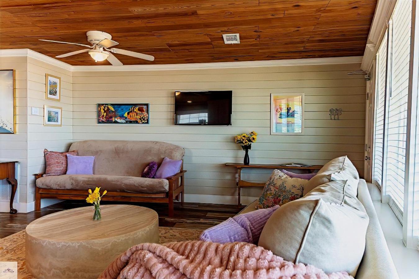 Blue Dolphin Inn And Cottages Grand Isle Luaran gambar